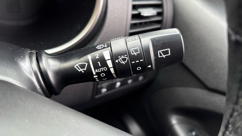 Kia Venga 1.6 4 5dr Auto [6] Petrol Hatchback